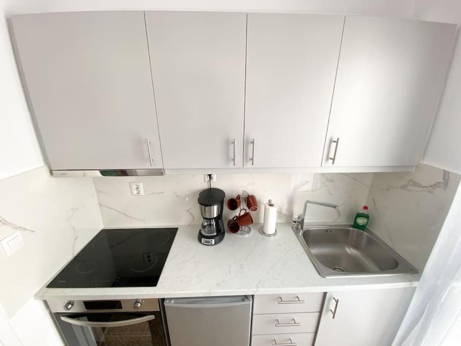 6Th Floor Apartment In Victoria Square Atenas Exterior foto